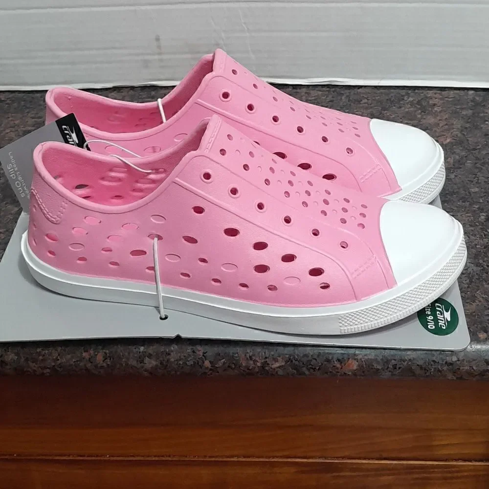 Barbie Core Crane Ladies Lightweight SlipOns...Size 9-10...New in Package.